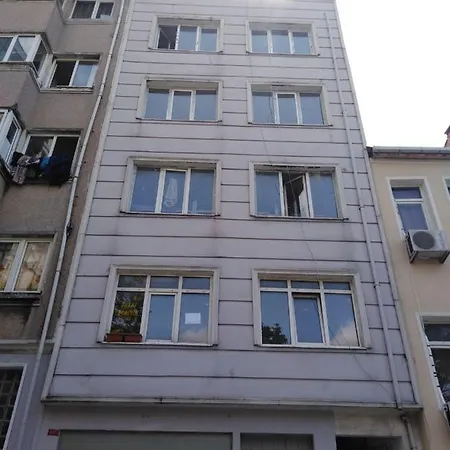 Ali Hostel